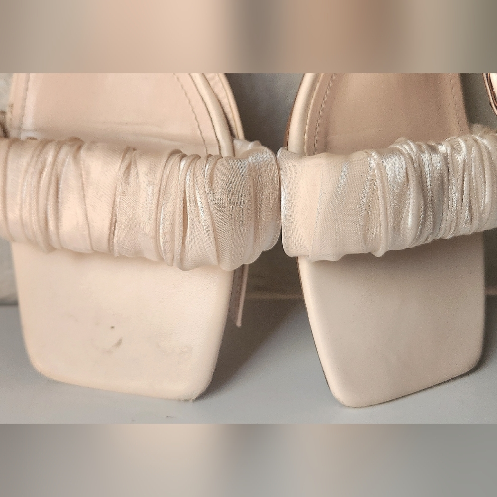 Women's Cream Strappy Ruched Front Sandals